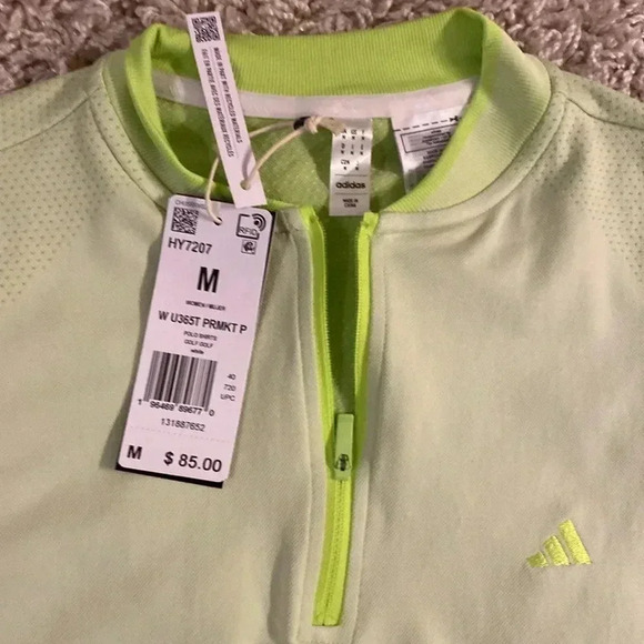 $85 Adidas active top size medium NWT - Picture 2 of 3